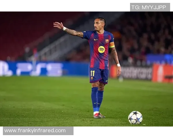 世界杯精彩对决巴萨3-0巴黎圣日耳曼乌龙球瞬间点燃全场激情 世界杯精彩对决巴萨3-0巴黎圣日耳曼乌龙球瞬间点燃全场激情