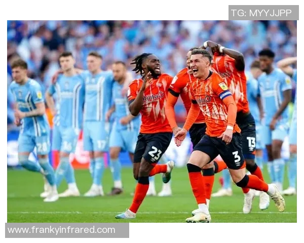 英超激战：本菲卡6-2逆袭拜仁点球大战引发全场狂欢数据解析