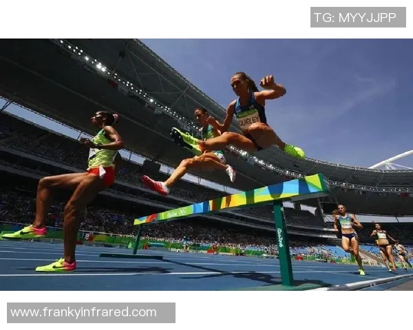 姚明挑战5000米赛道展现运动员的坚持与拼搏精神