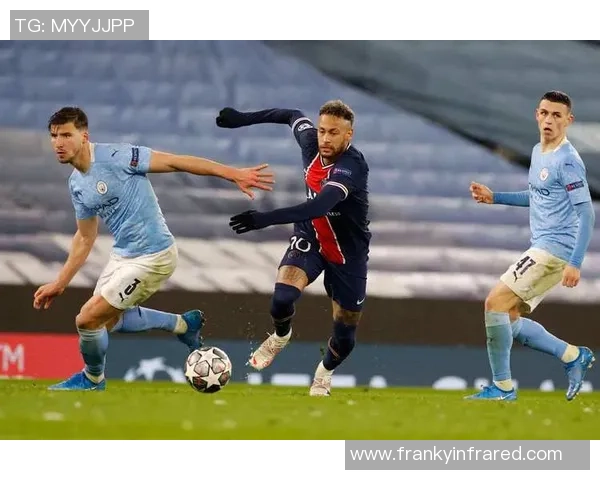 德甲精彩对决：里昂与巴黎圣日耳曼平局后点球大战引发全场热烈反响