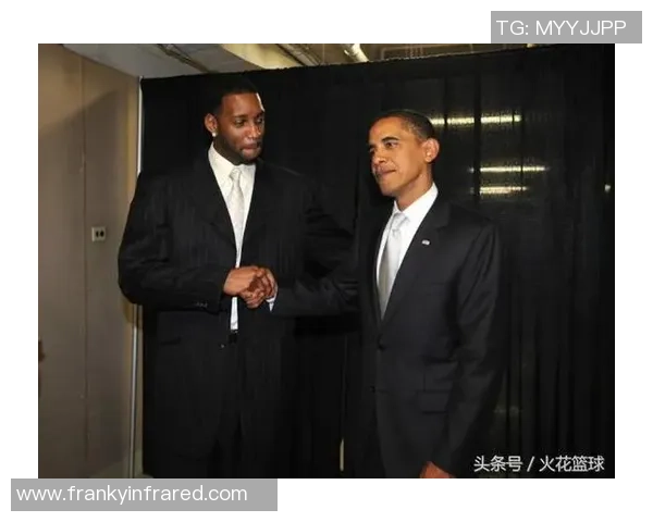 姚明黑白动画：从篮球巨星到艺术表达的跨界之旅