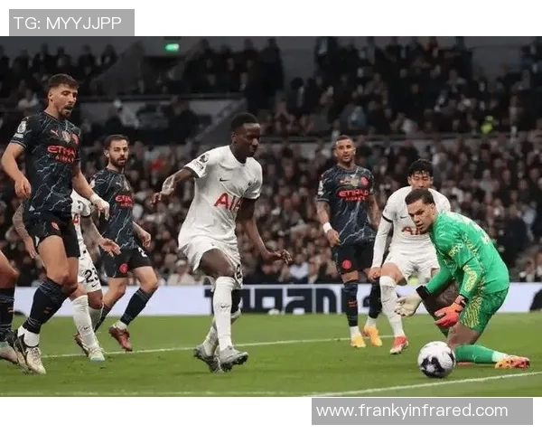 德甲赛场惊现冷门尤文图斯小胜热刺引发全场沸腾 德甲赛场惊现冷门尤文图斯小胜热刺引发全场沸腾