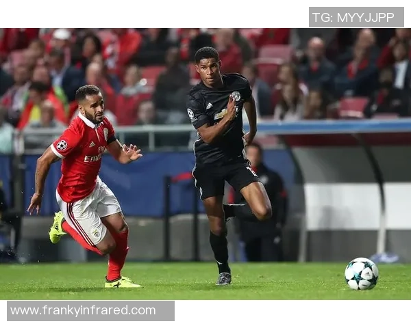 欧联杯精彩对决切尔西逆转本菲卡5-1全场沸腾战报回顾 欧联杯精彩对决切尔西逆转本菲卡5-1全场沸腾战报回顾