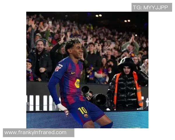 西甲激战平局那不勒斯与多特蒙德点球大战引发全场热潮