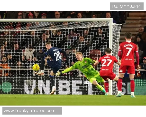 切尔西大胜曼城五球狂潮帽子戏法引领足总杯战术分析